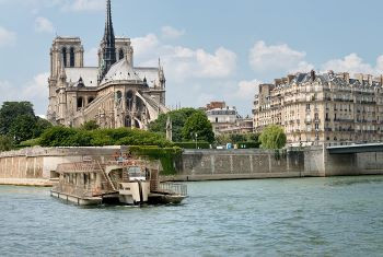 210622_350_PAR_Seine River Cruise, start at Eiffel Tower_1.jpg